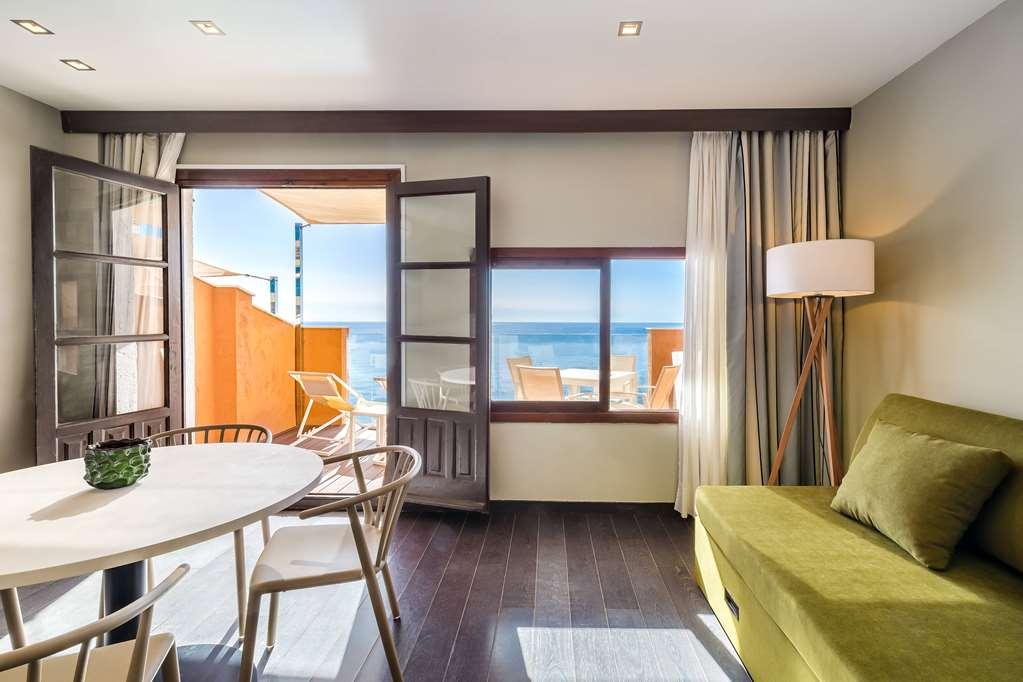 Occidental Pueblo Acantilado El Campello Bilik gambar